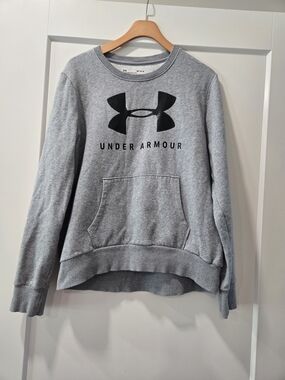 Under Armour Gray Crewneck Sweatshirt with Black Logo With Kangaroo Pocket - M